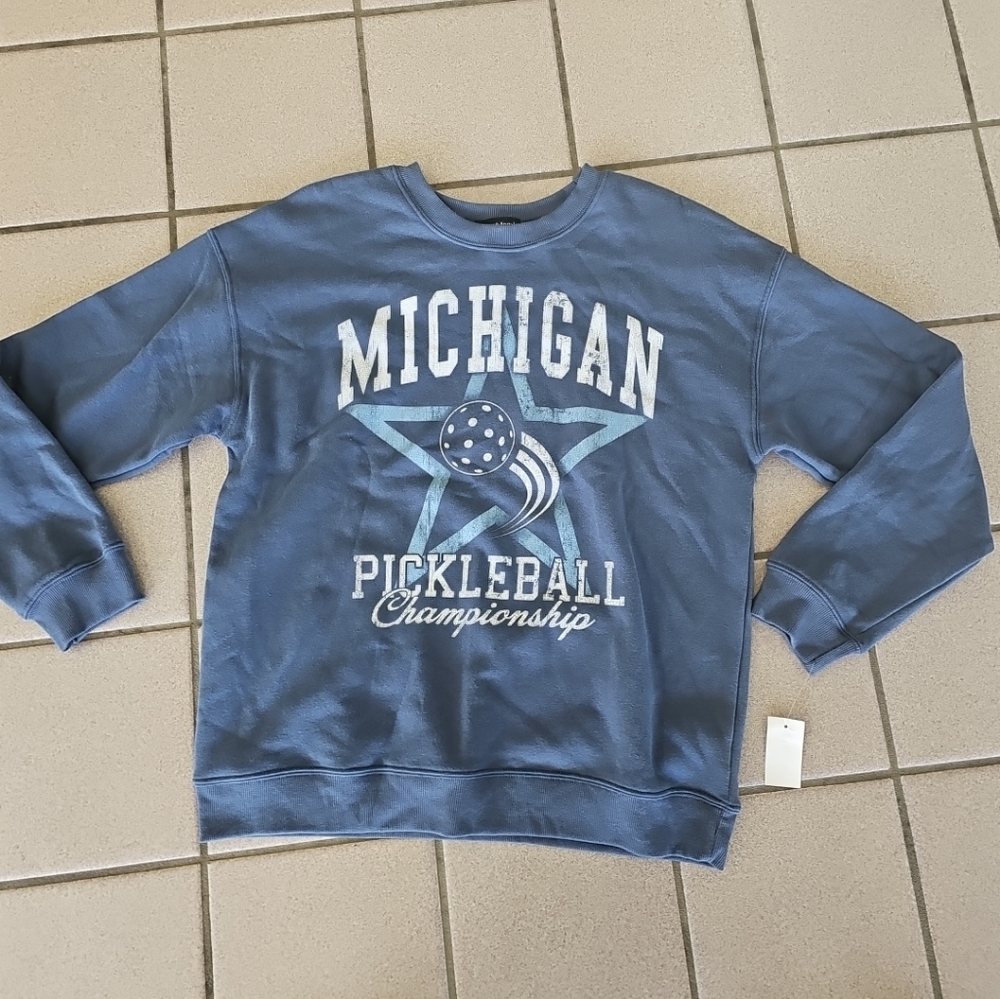 NWT Women's Size Small Queens & Angels Michigan Pickleball Crewneck Sweatshirt
